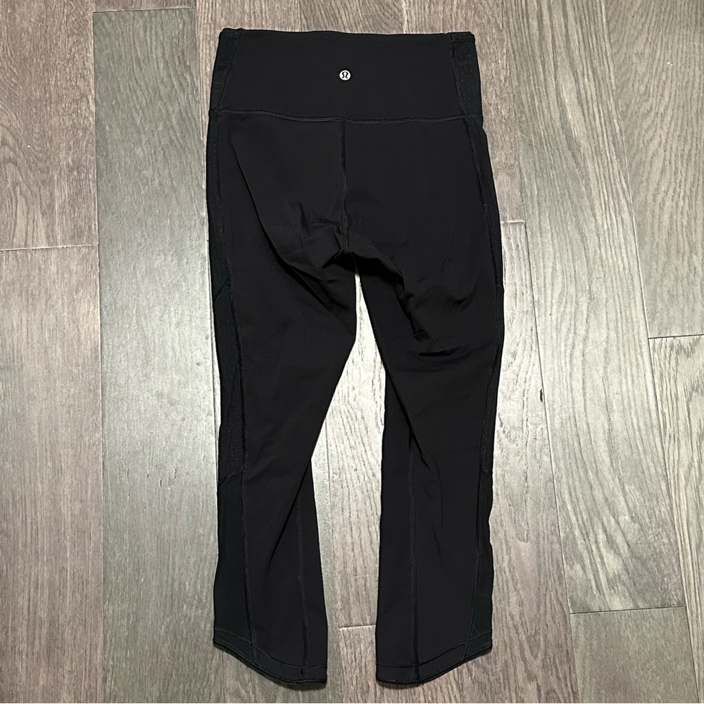 Lululemon mesh cropped legging